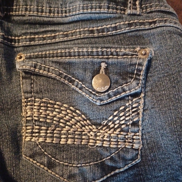 NO BOUNDARIES, SIZE 9 , WIDE WAIST BAND. WOMENS. - Picture 4 of 10